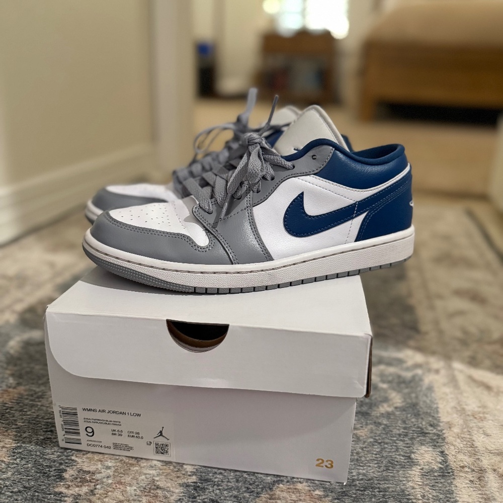 Air Jordan 1